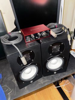 Yamaha Studio HS5 Monitors Pair with Focusrite Scarlett Interface