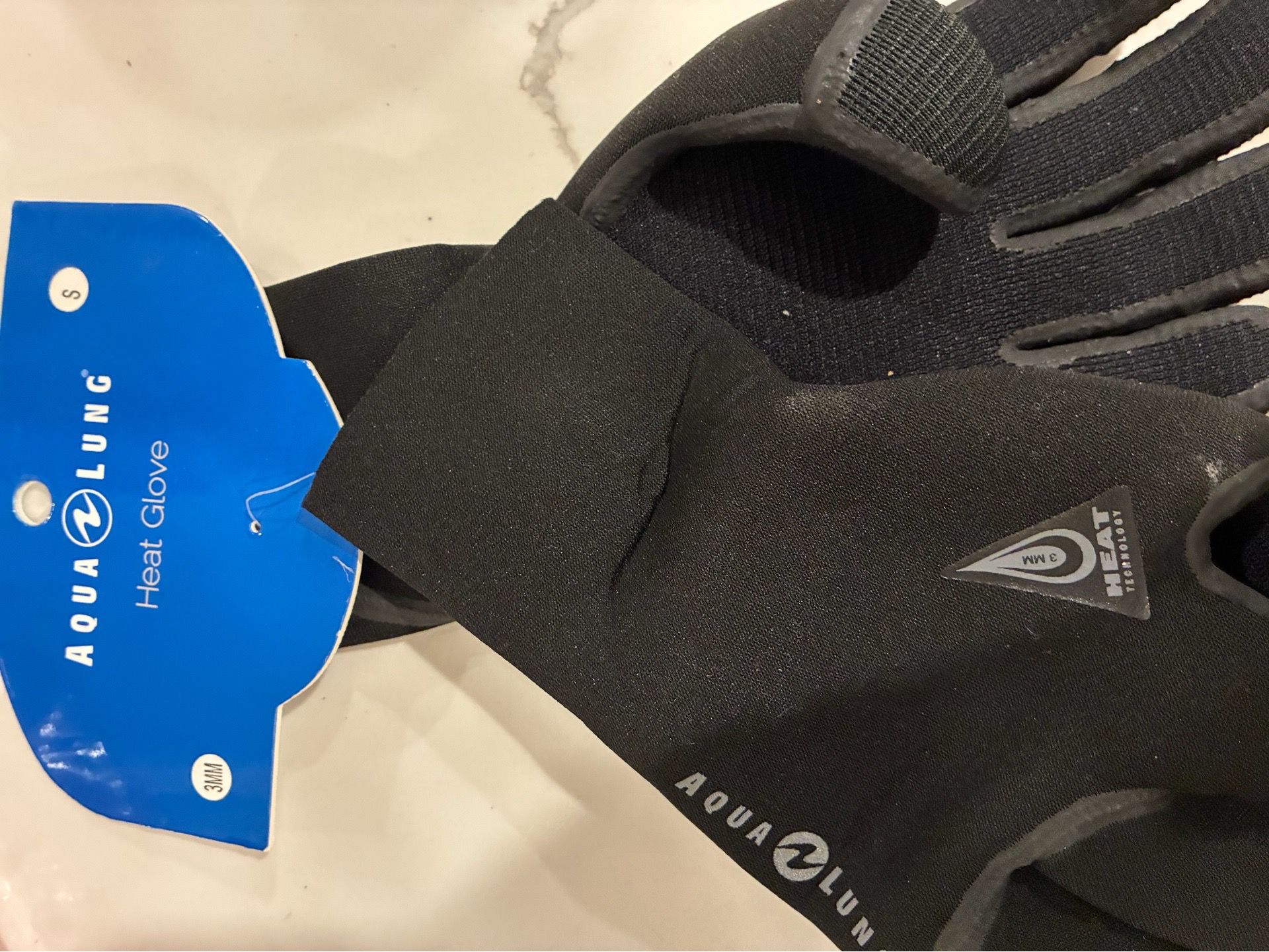 Dive gloves