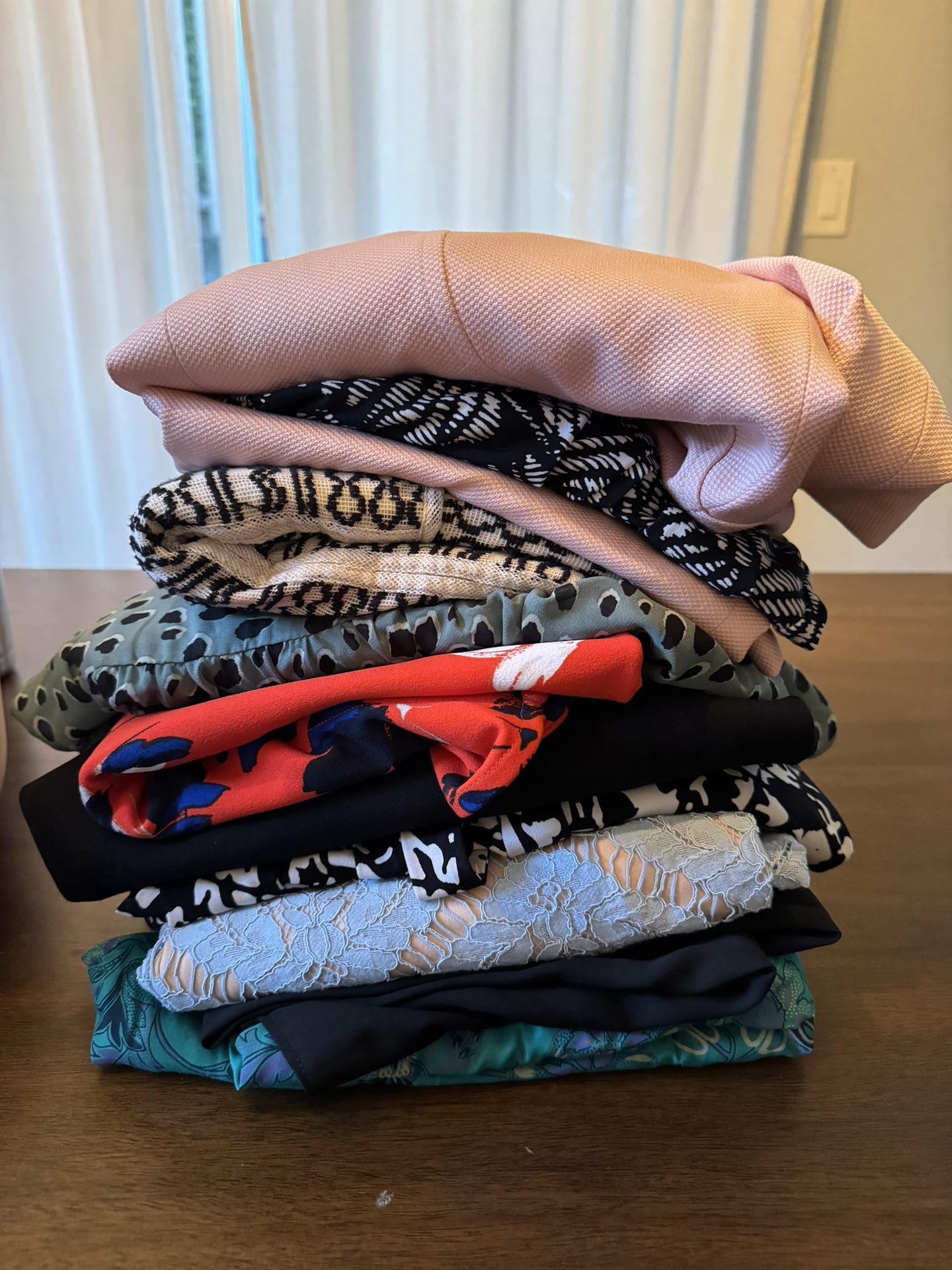 Women’s Dress Bundle (like New!)