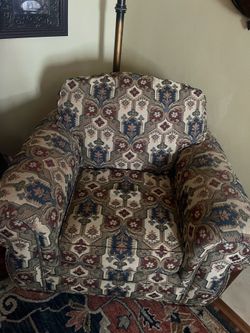 Arm chair