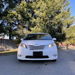 2013 Toyota Sienna