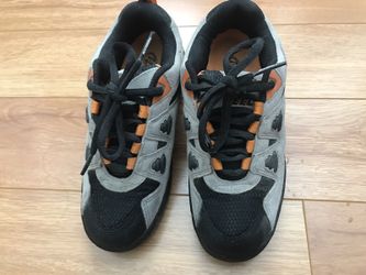 Heelys kids size 4 skate