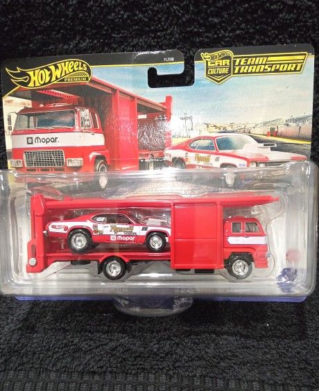 Hot Wheels Pro Stock Team Transporter