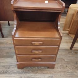 Vtg maple nightstand