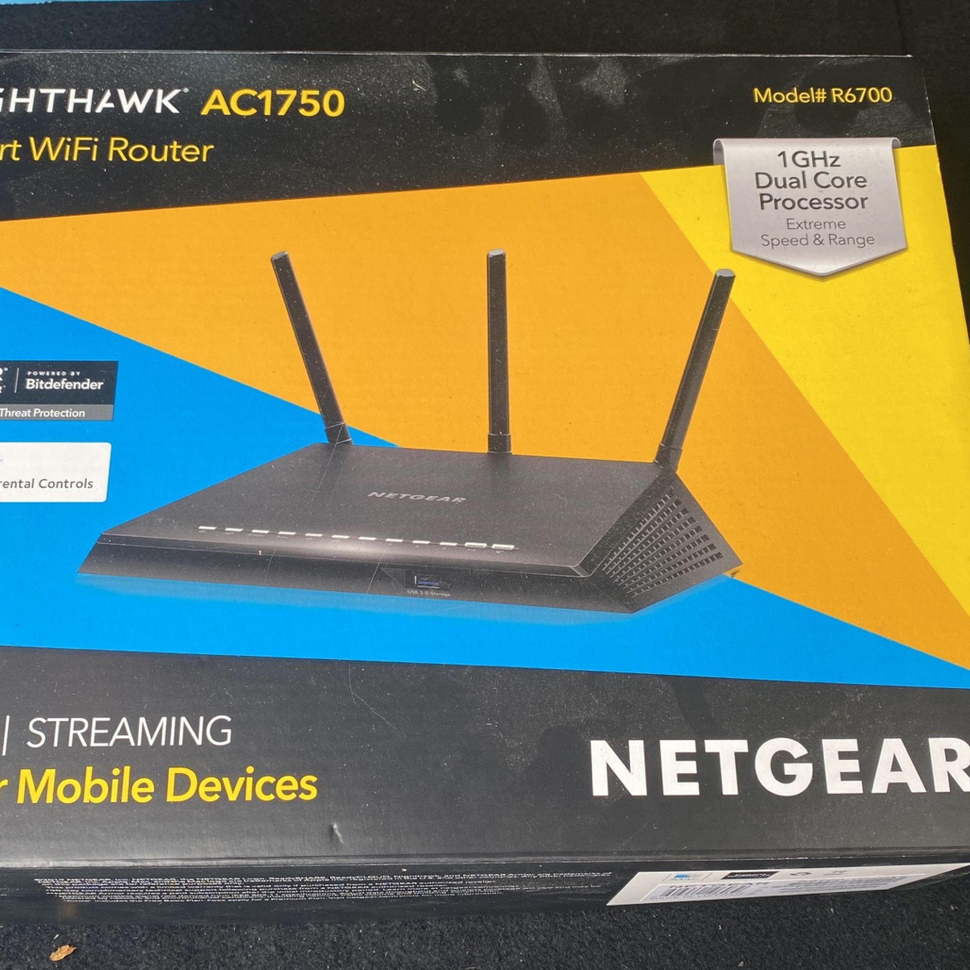 New Netgear Nighthawk R6700v3, AC1700 Smart WIFI Router