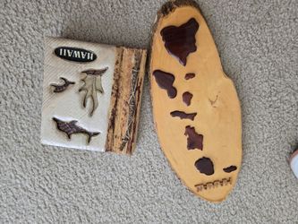 Hawaiian wood wall deco piece and photo album from 2007 Oahu.