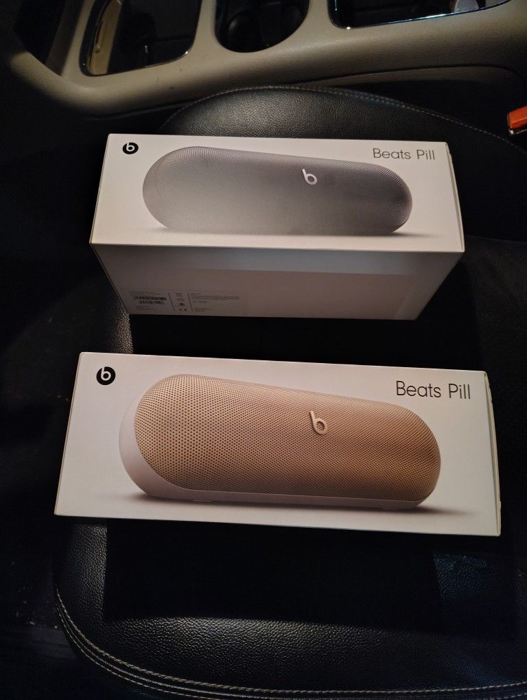 Beats Pill (His And Hers) Set Bluetooth Speakers