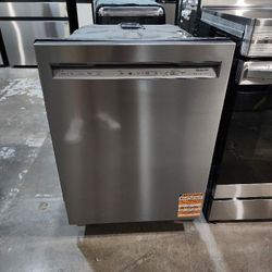 KITCHENAID 24in FRONT-CONTROL BUILT-IN DISHWASHER (all stainless steel)
(WITH WARRANTY)
