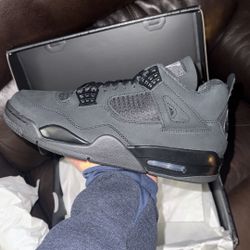 Jordan 4 Black Cats 
