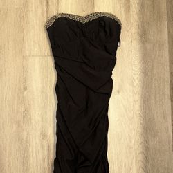 Black Strapless BodyCon Dress 