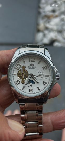Orient moon face open heart