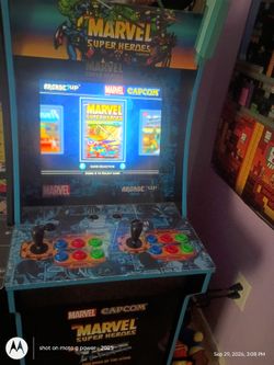 Arcade1Up Marvel Super Heroes Arcade Cabinet mini
