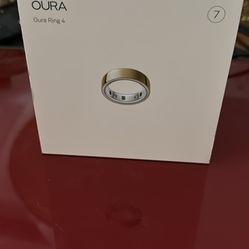 Oura Ring 4 Gold Size 7 . New Unopened Box 