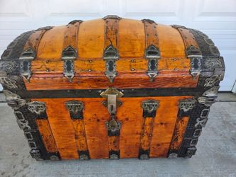 Vintage Trunk