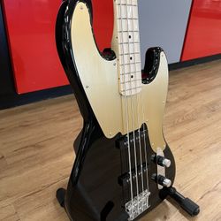 Fender Squier Jazz Bass Guitar 197176