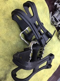Pedal set