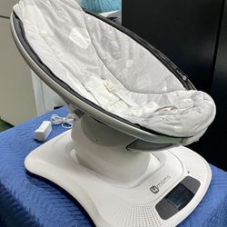 4Moms Baby Swing Bluetooth Baby Rocker