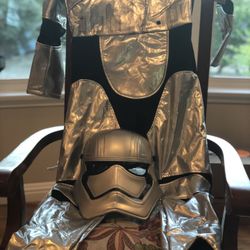 Kids Captain Phasma size 7/8