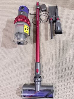 Dyson V10 Vacuum Cleaner