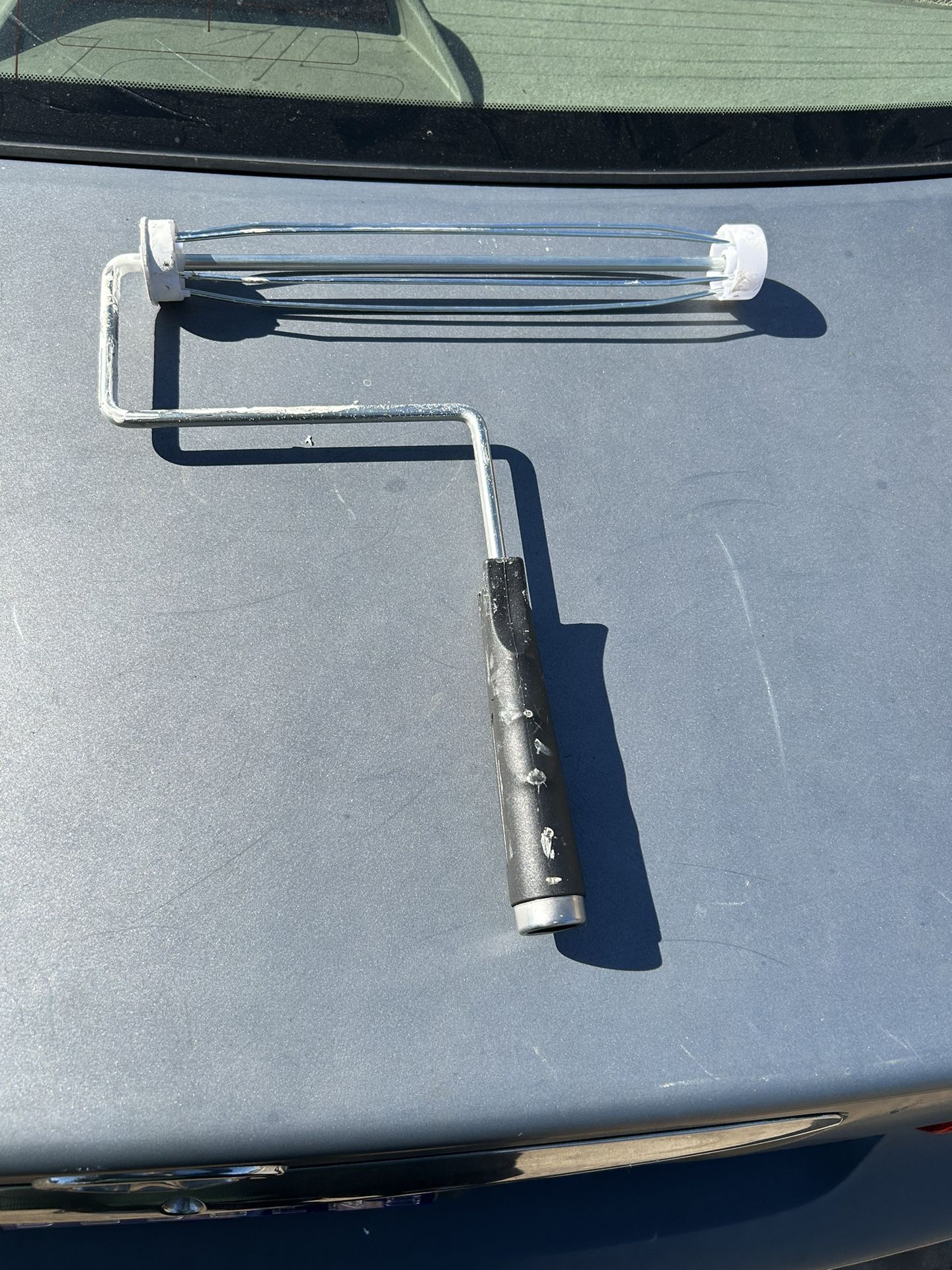 1 Paint Roller Frame 