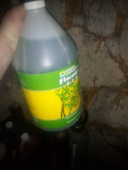 Growing Liquids Selling All 4 For $100