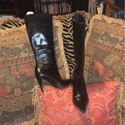 Gianni Bini , Italian Western Style, Black , Size 6