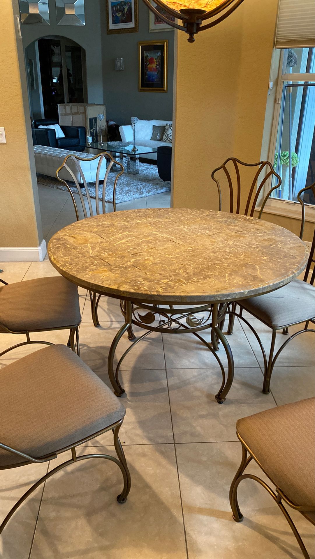 Dining room table with 6 chairs