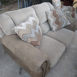 Used Sofa Set