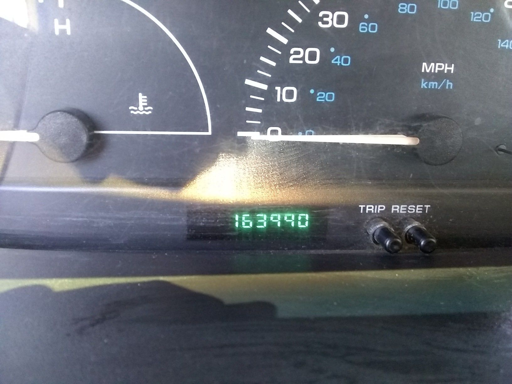2000 Plymouth Voyager for parts