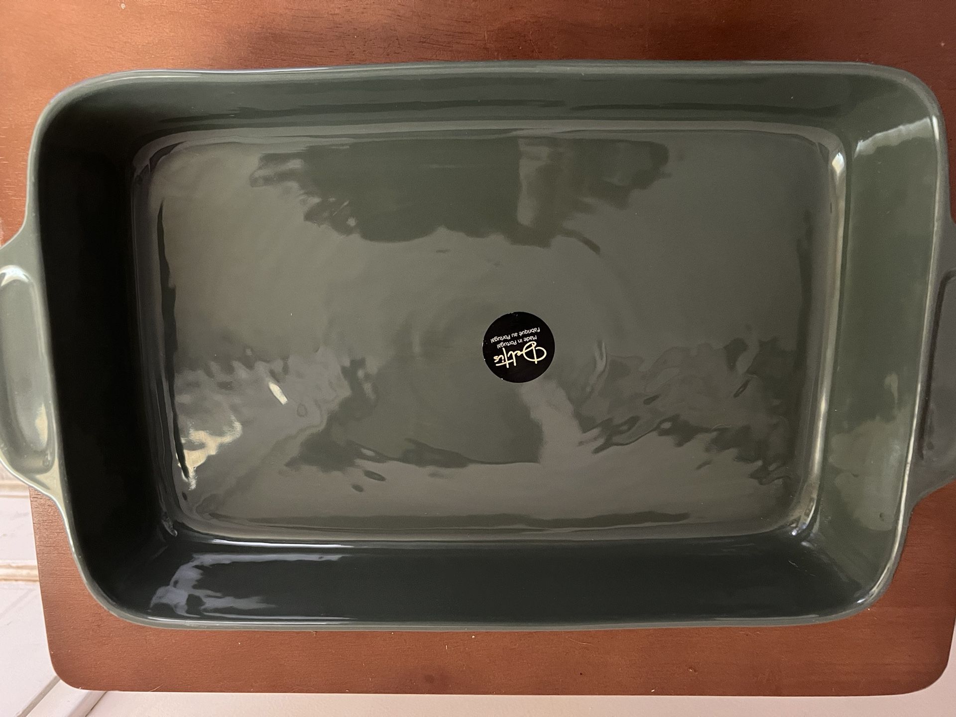 BRAND NEW Deltis Sage Green Pure Porcelain 9X13 Baking Dish