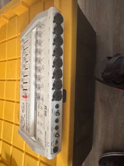 Zoom R16