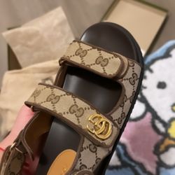 Gucci Sandals 