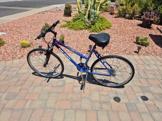 Women's Huffy Stone Mountain City Bike Purple