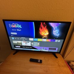 Insignia 32 Inch LED Television 