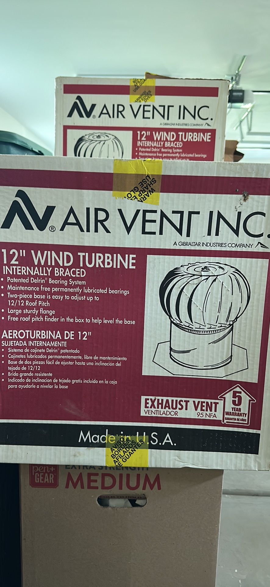 Roof air vent