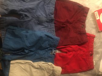 Size 4T old navy shorts for Boys In excellent condition