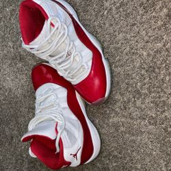 Jordan Retro (Cherry) 2022 