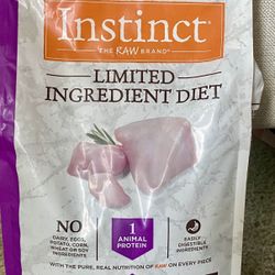 Free Cat Food, Litter, and Extras 