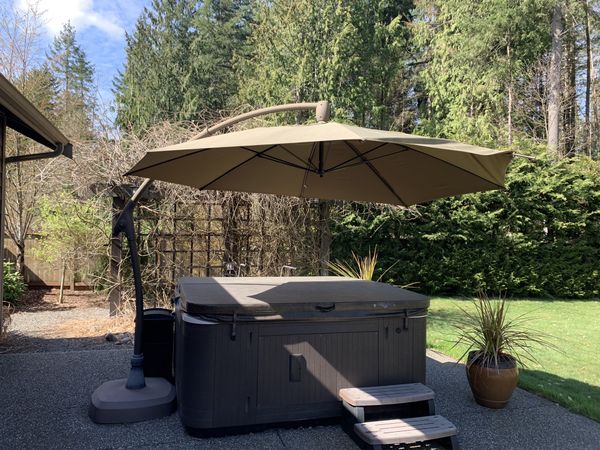 Large Sunbrella Patio Umbrella (Costco) for Sale in Lake ...