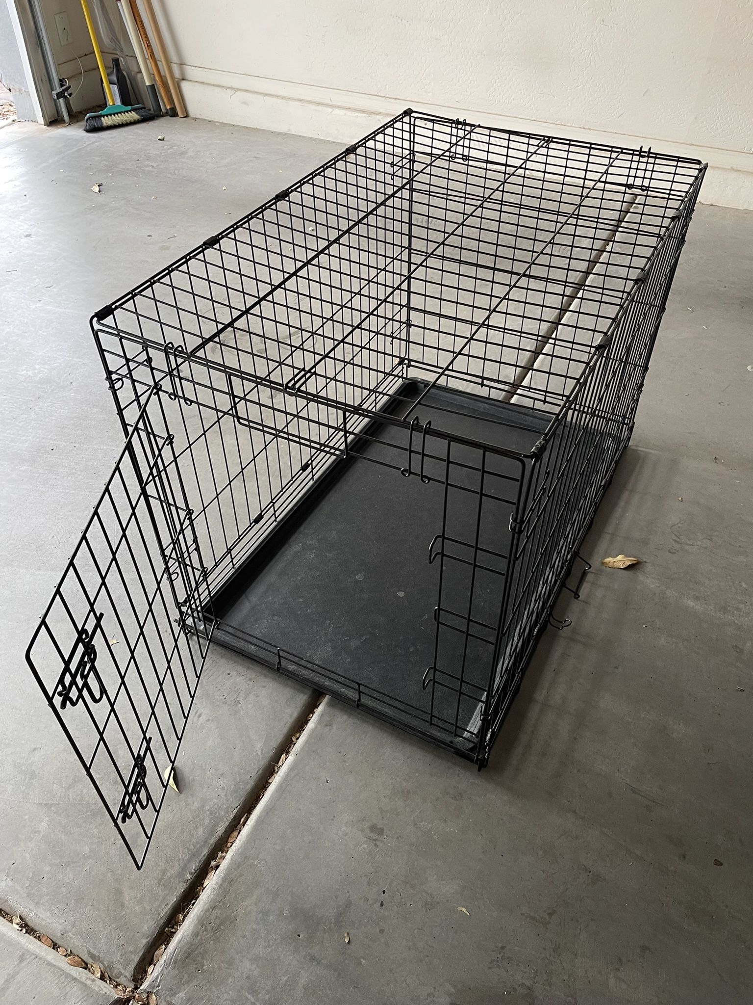 Metal Dog Crate