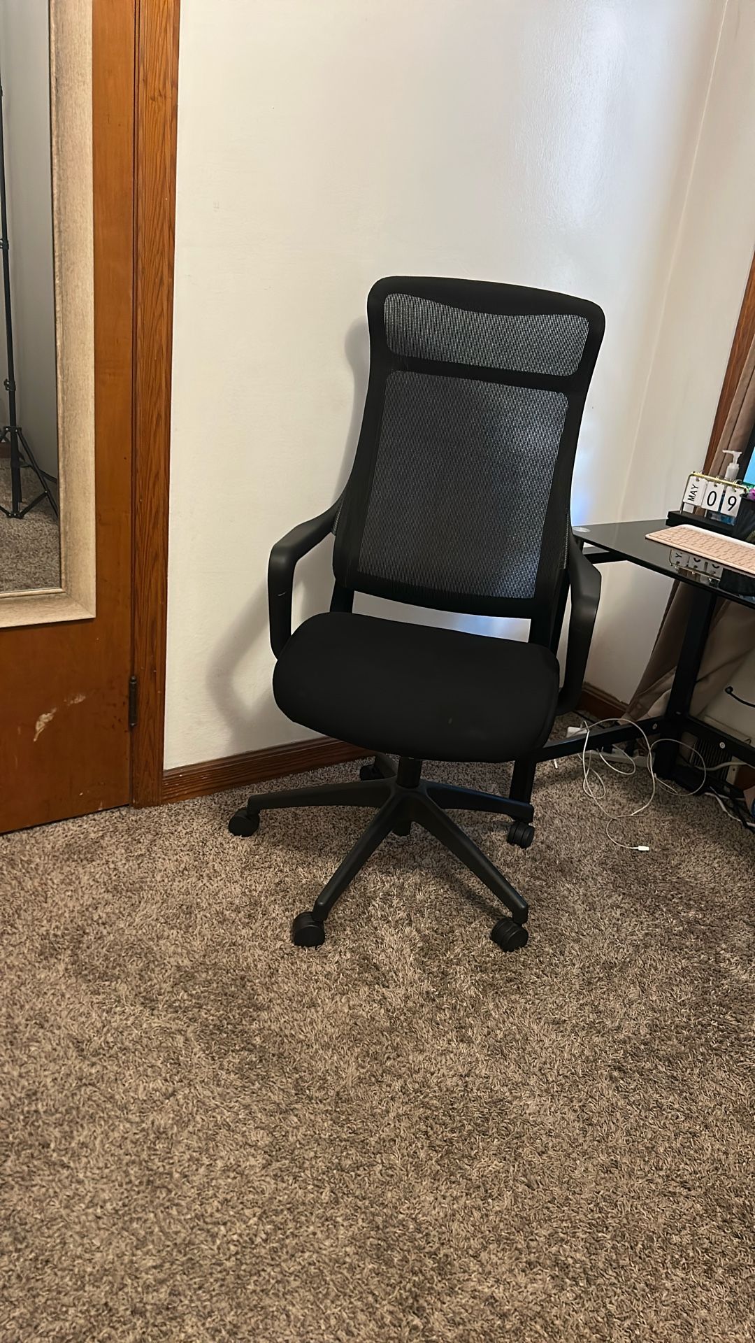 Black Mesh Office Chair