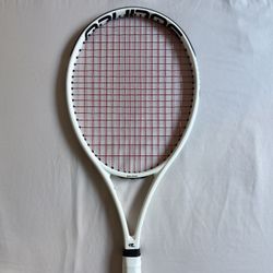 Solinco Whiteout 305, Grip Size 4 3/8