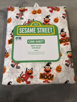 Sesame Street Elmo Halloween Crib Sheet 28x52