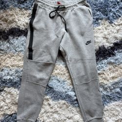 Nike Grey Sweatpants Size Medium