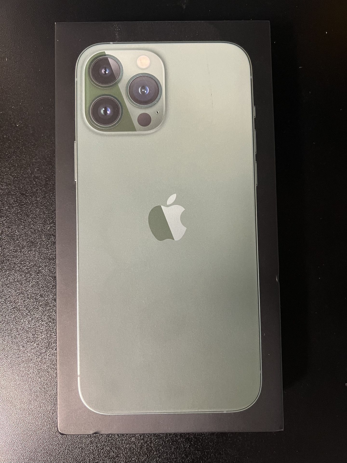 iPhone 13 Pro Max (Unlocked) 128gb Alpine Green