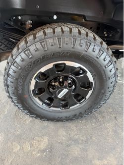 USED LIKE NEW 18” 8x170 Ford F-250 Stock Wheels and GoodYear Tires!🛞🔥