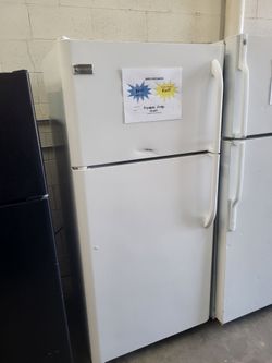 🇺🇸 SALE! Frigidaire 18cuft Fridge - Warranty Included