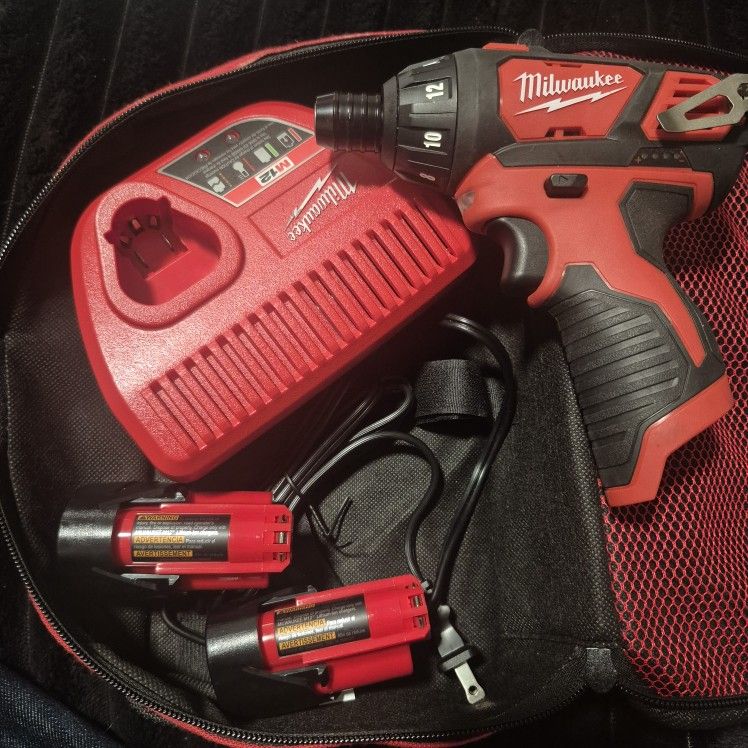 Milwakee Power Drill