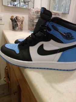 New Jordans 1 flight men 9 1/2
