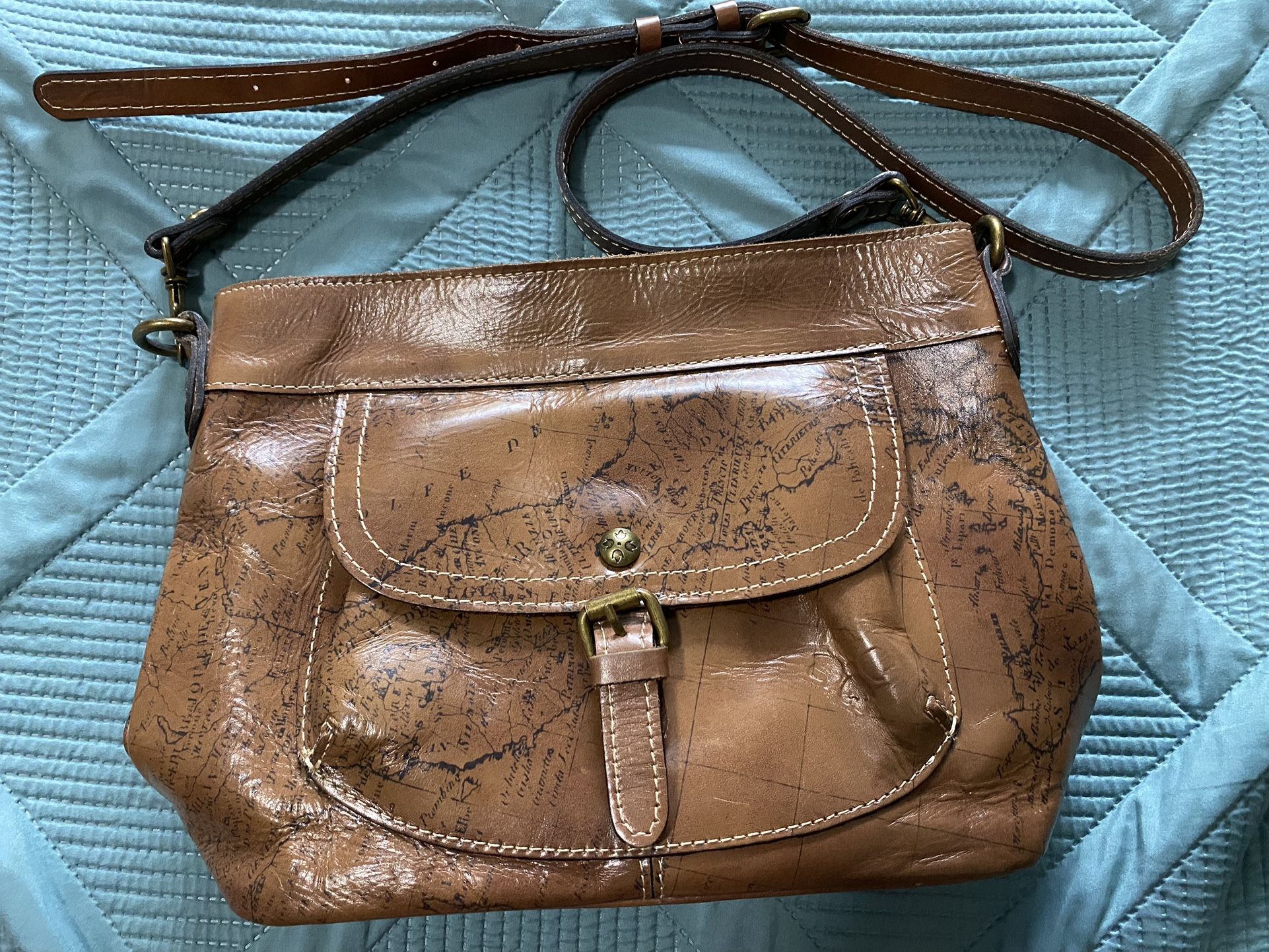 Like New Patricia Nash Handbag 